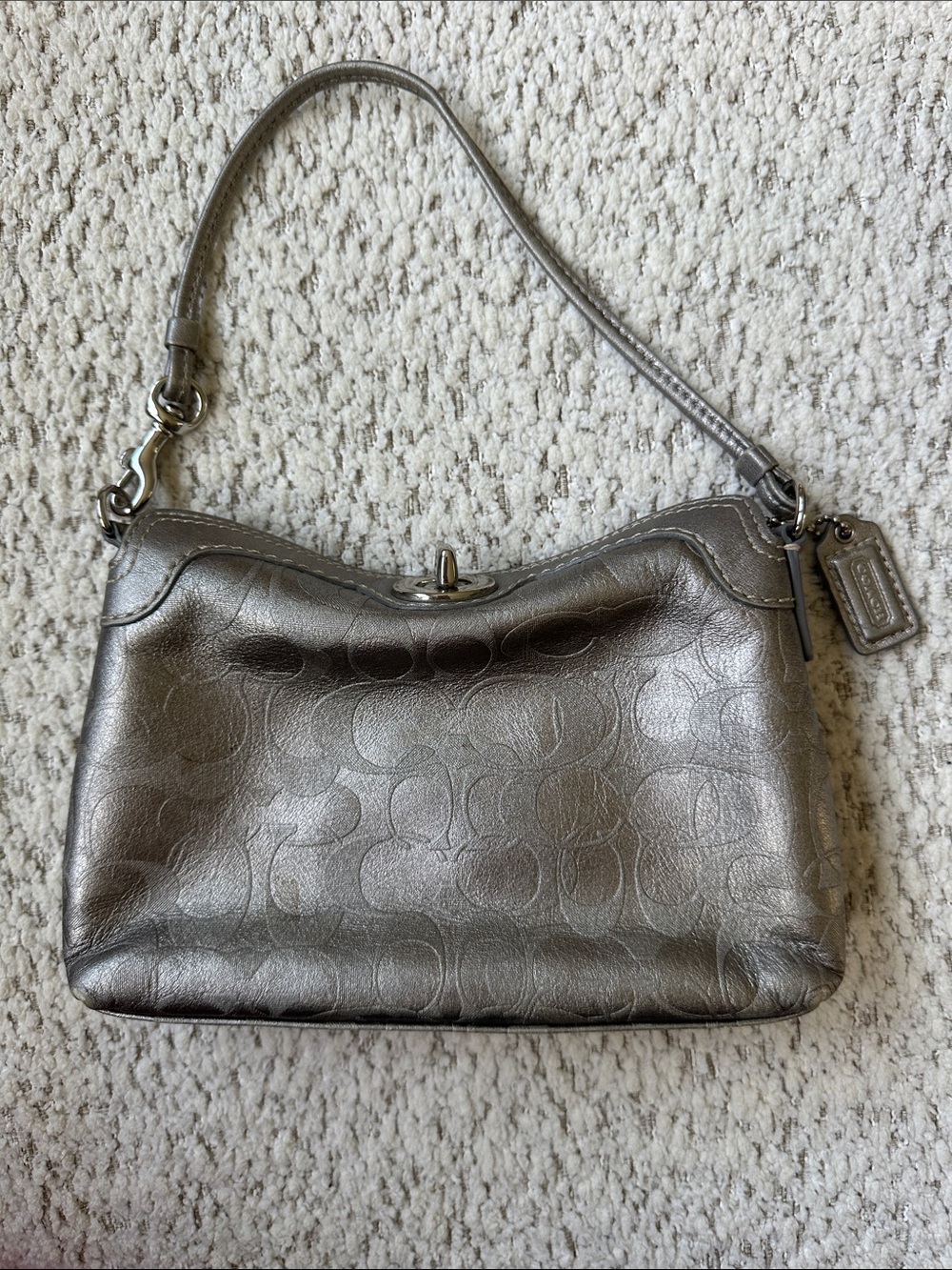 Coach Y2K | Silver  | Wristlet